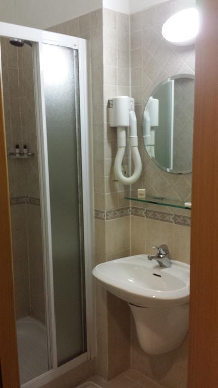 Hotel Fidene Рим Екстериор снимка