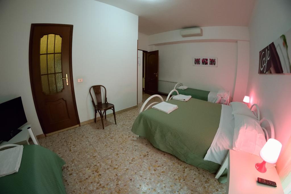 Hotel Fidene Рим Екстериор снимка