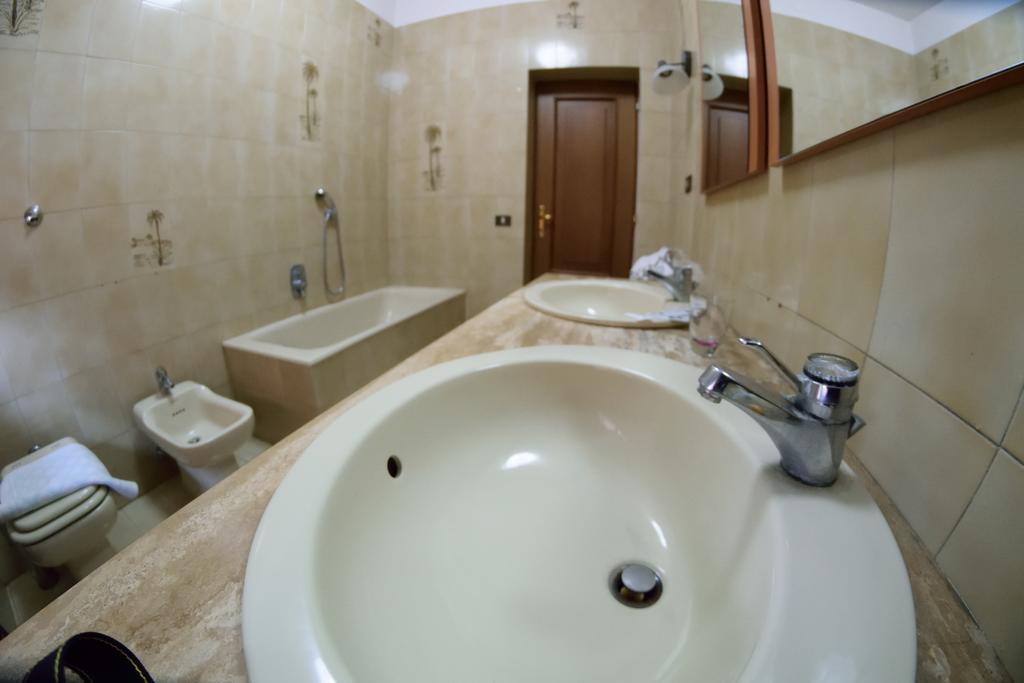 Hotel Fidene Рим Екстериор снимка
