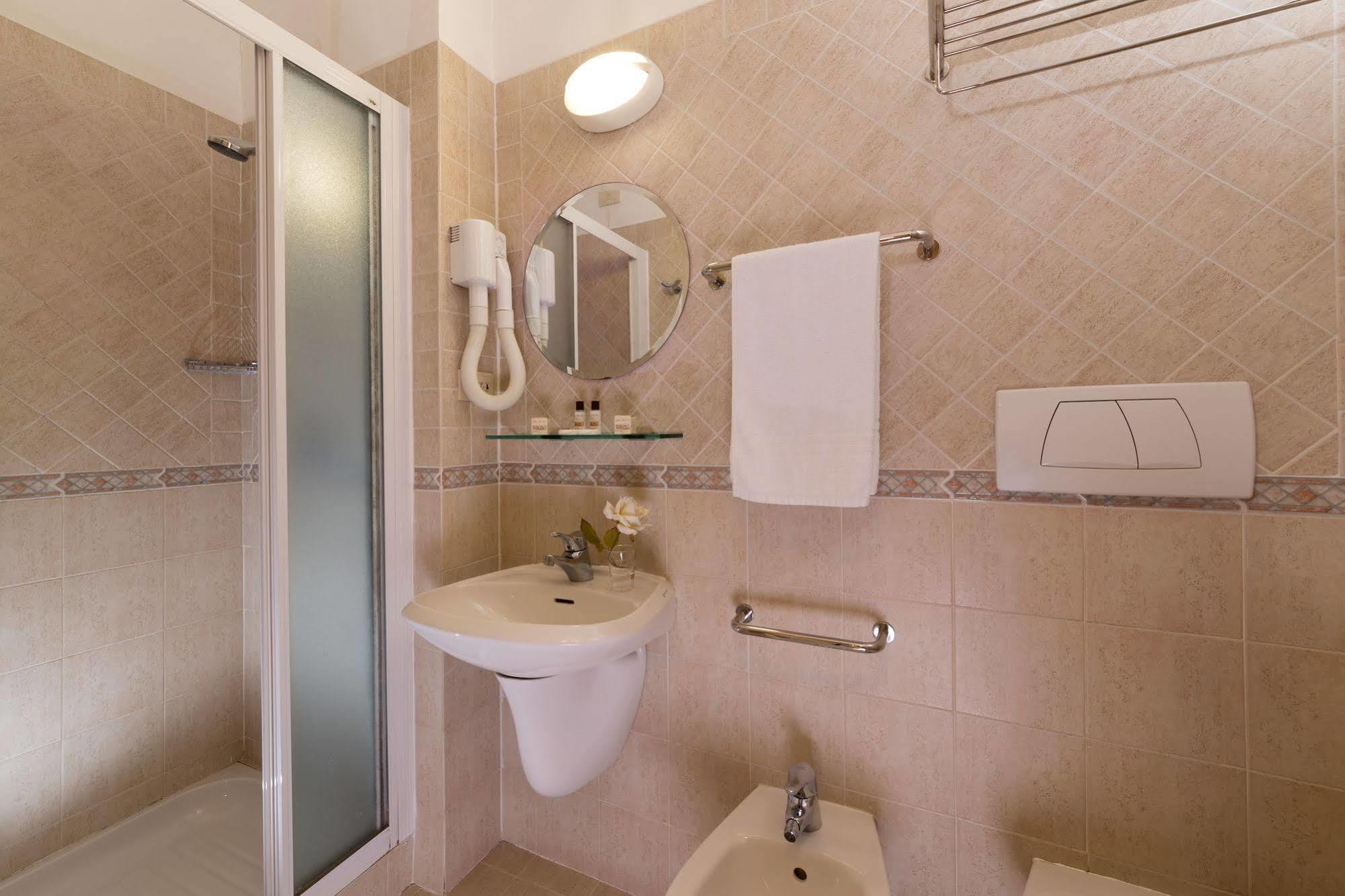 Hotel Fidene Рим Екстериор снимка
