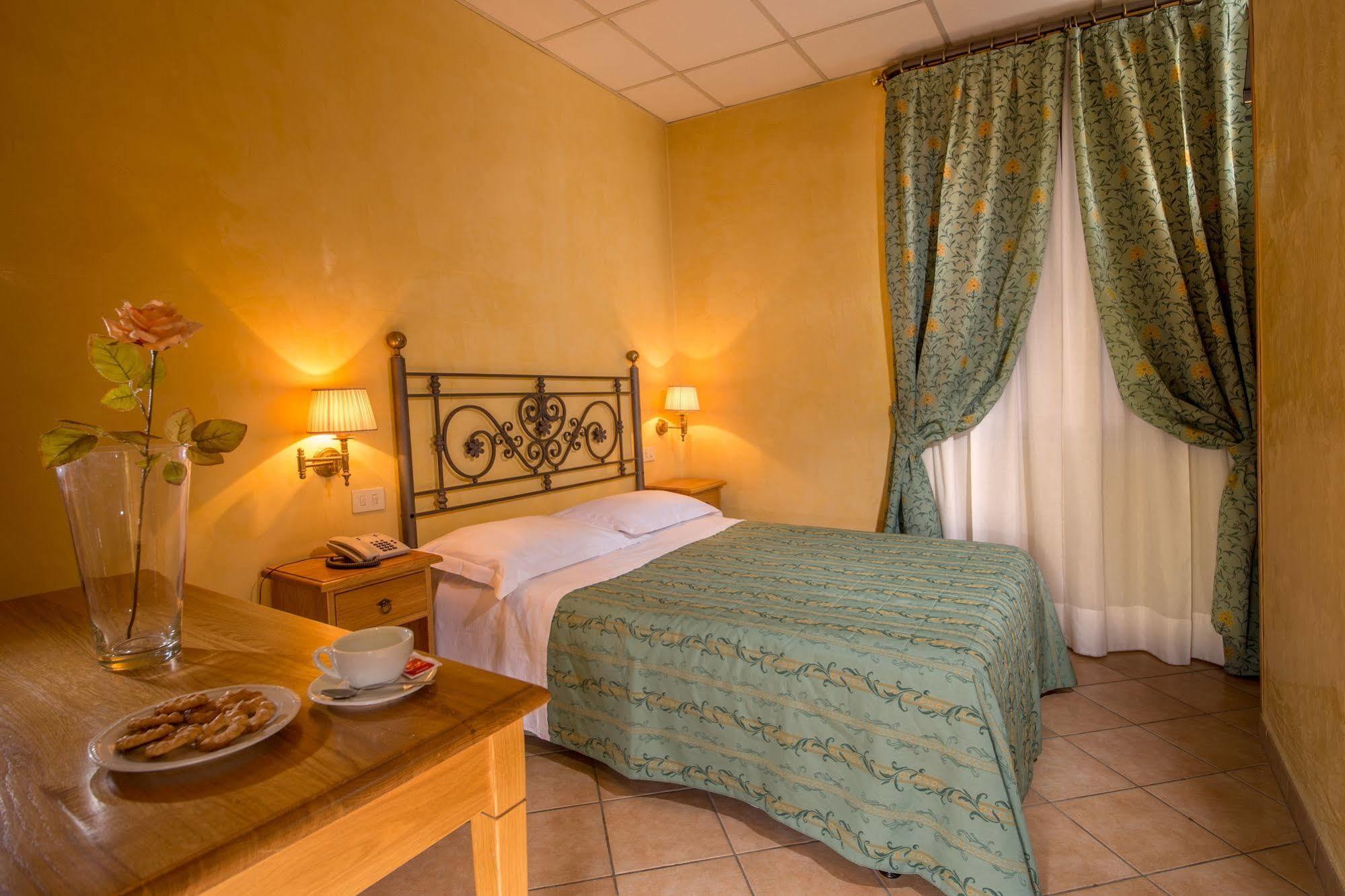 Hotel Fidene Рим Екстериор снимка